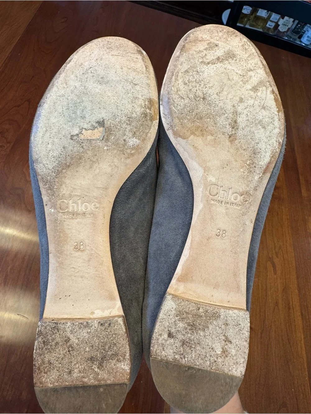 CHLOE Gray Suede Scalloped Ballet Flats